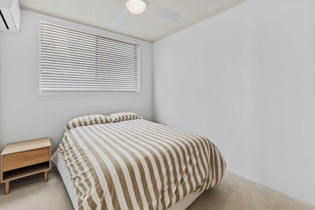 4/12 Second Avenue Broadbeach 8