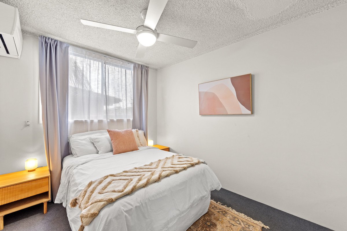 4/12 Second Avenue Broadbeach 6