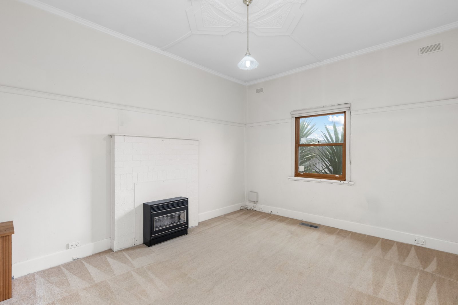 Gallery: 412 Sherrard Street