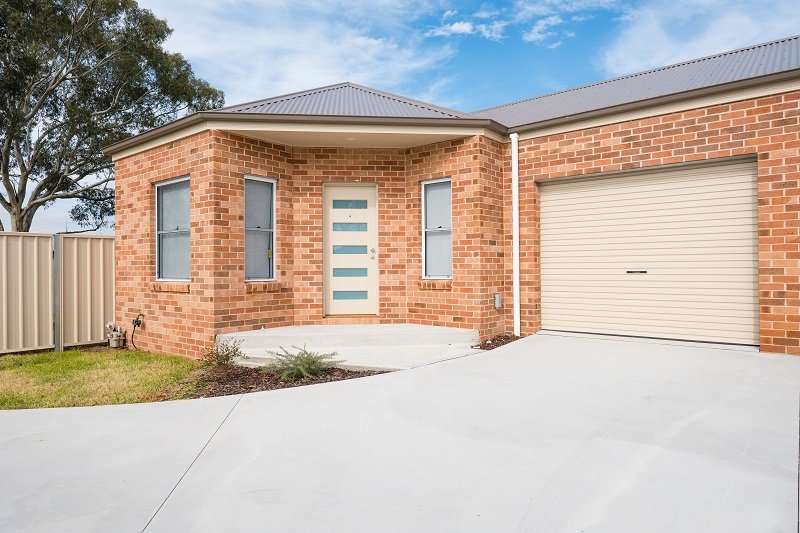 4/120 Alexandra Street EAST ALBURY 1