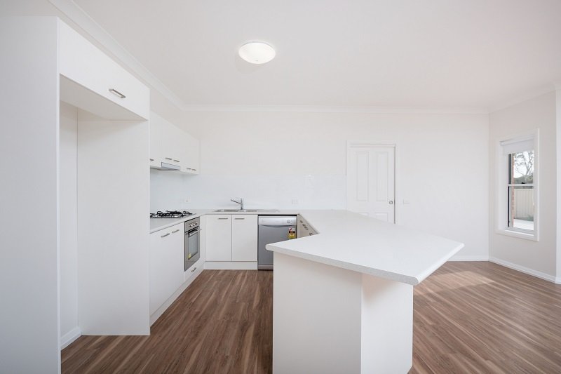 4/120 Alexandra Street EAST ALBURY 3