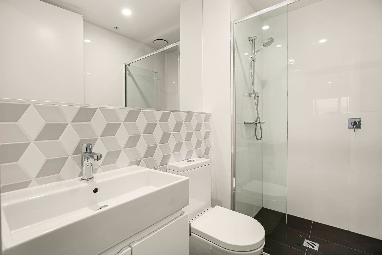 Real Estate and Property in 412/12 Albert Street, Hawthorn East, VIC