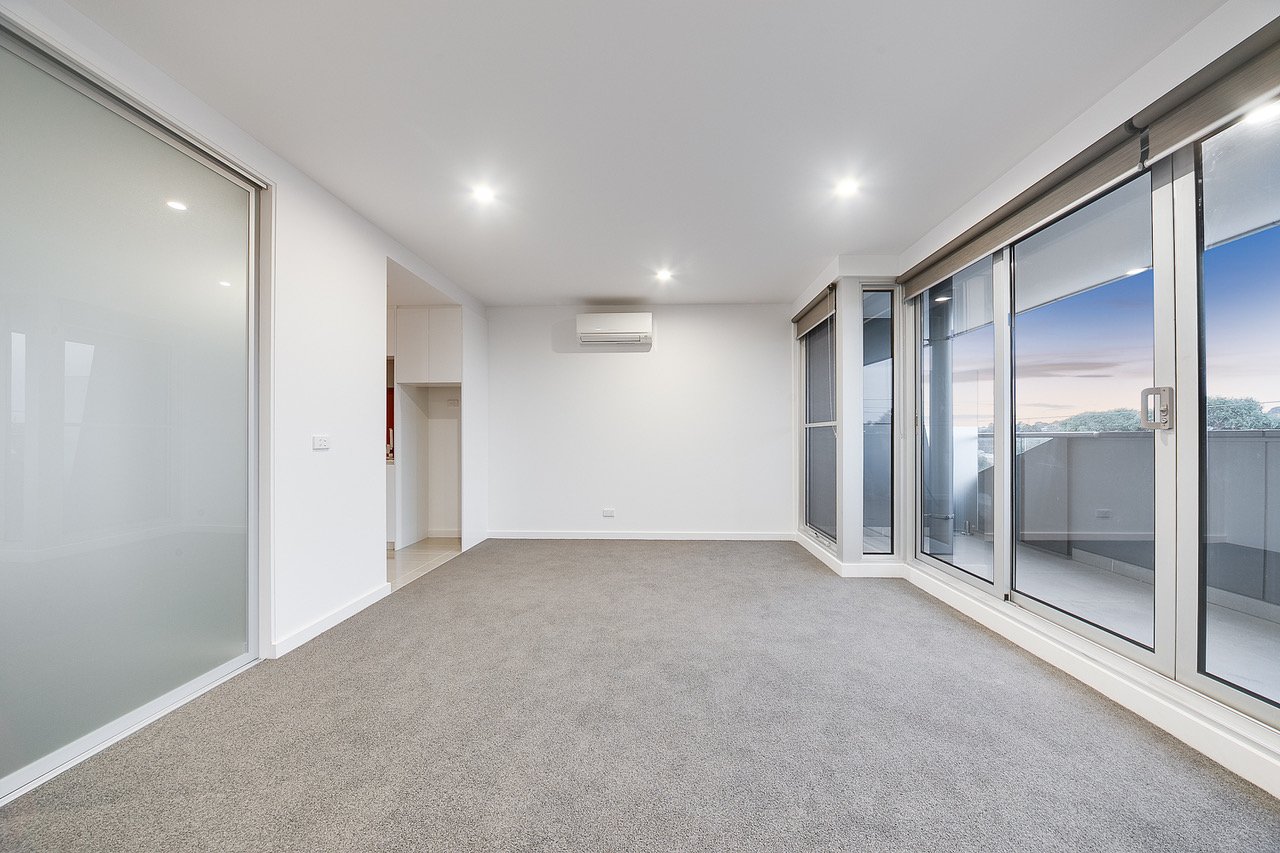 Gallery: 412/1525 Dandenong Road