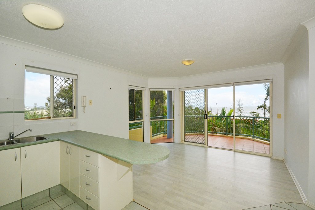 4/122 Musgrave Street COOLANGATTA 2