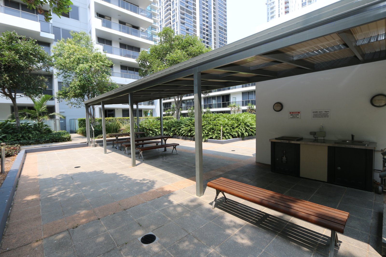 412/3 Como Crescent SOUTHPORT 15