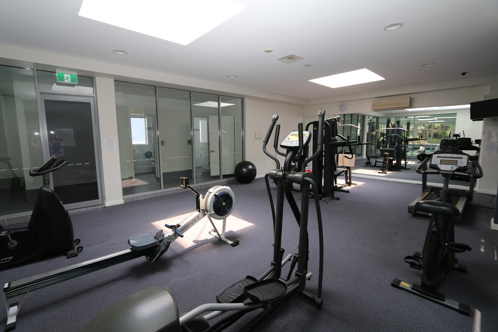 412/3 Como Crescent SOUTHPORT 9