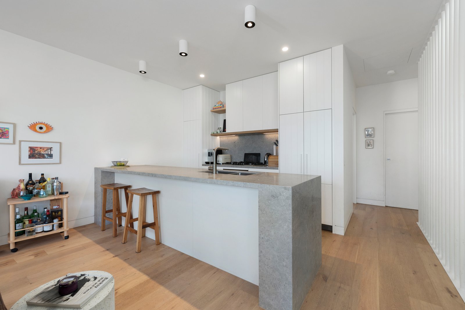 Gallery: 4/124 White Street