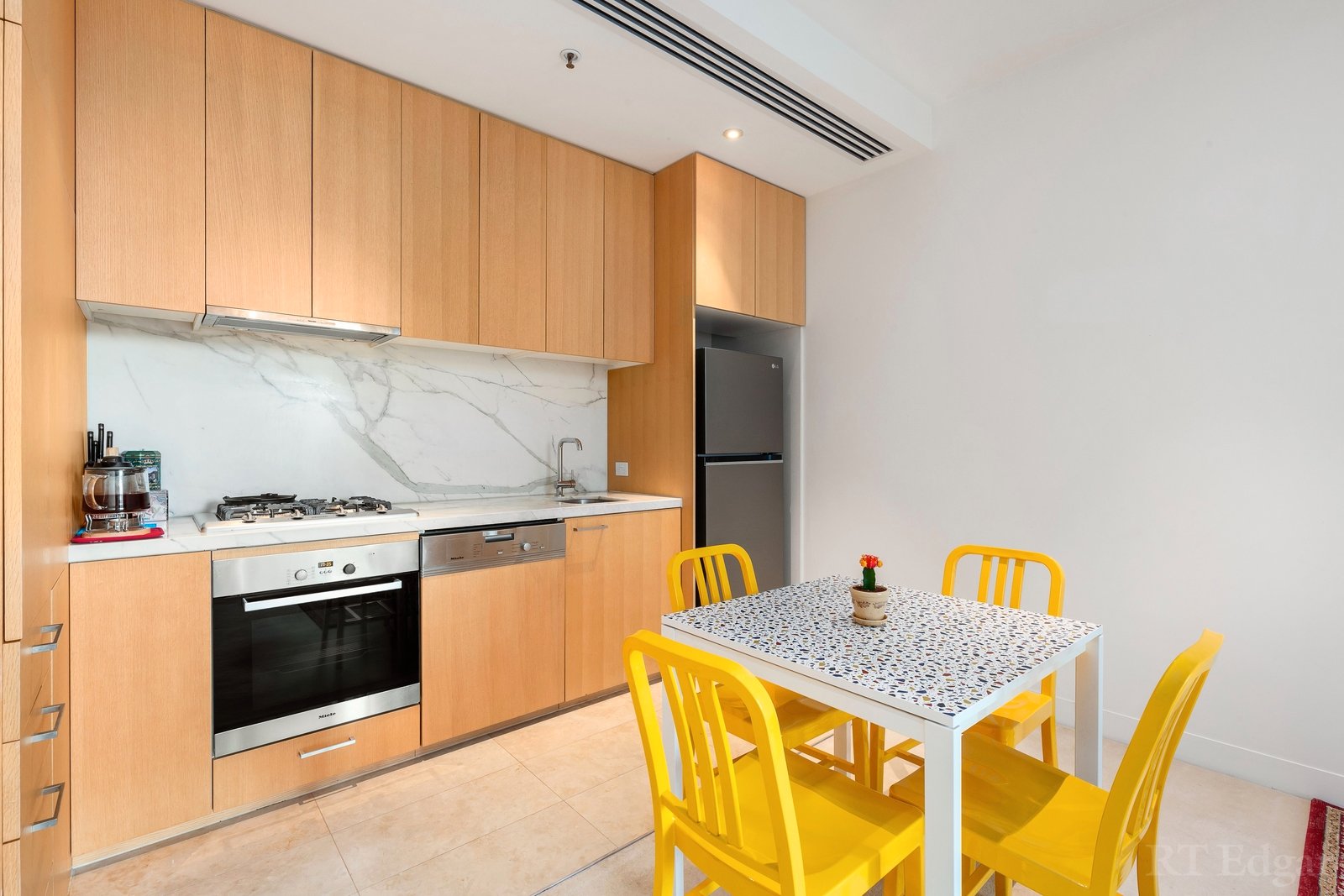 Real Estate and Property in 412/480 Riversdale Road, Hawthorn East, VIC