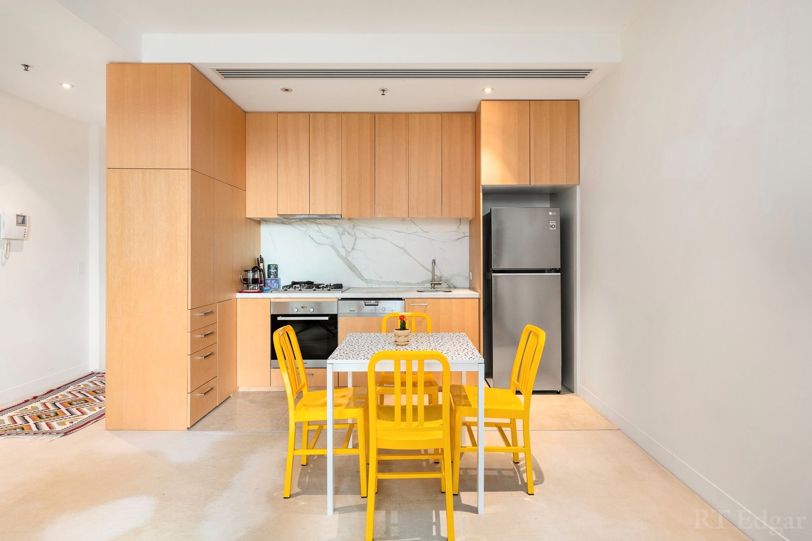 Real Estate and Property in 412/480 Riversdale Road, Hawthorn East, VIC