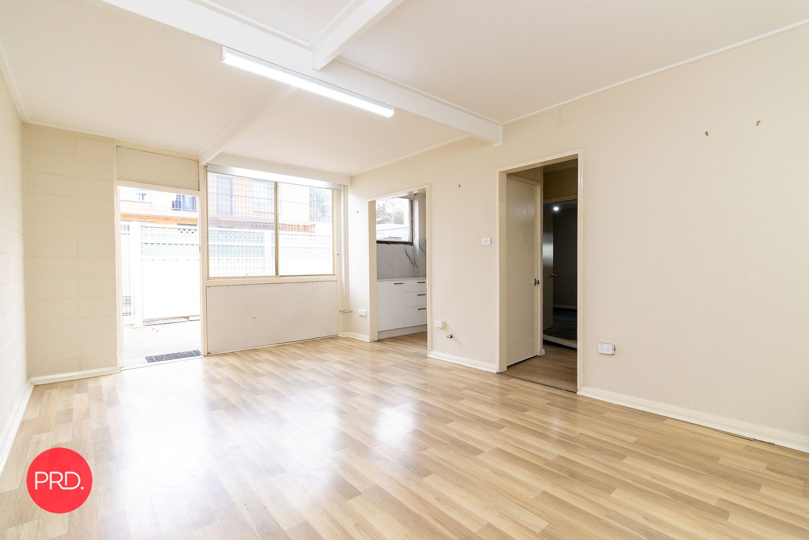 4/126 Henderson Road CRESTWOOD 1