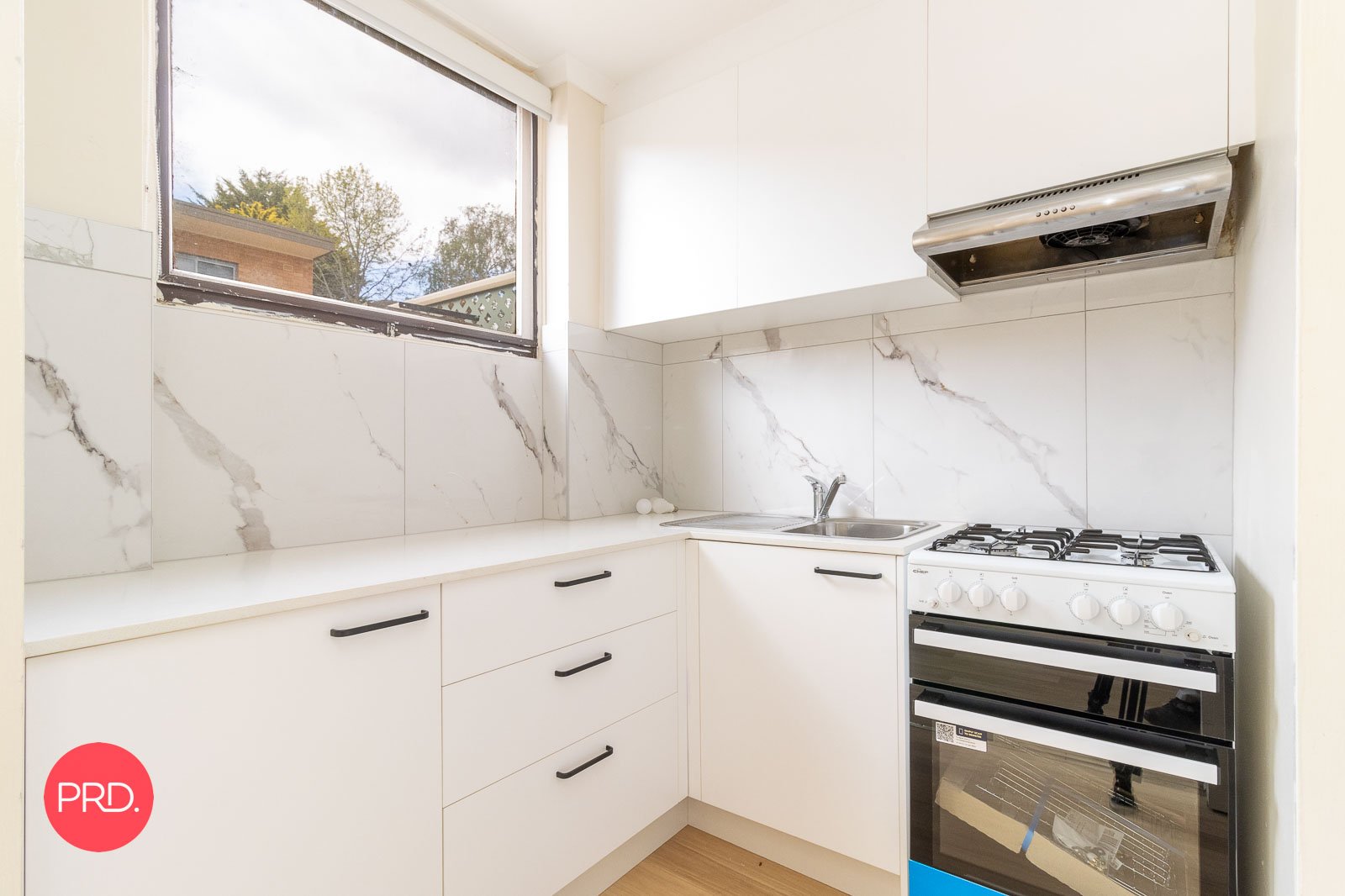 4/126 Henderson Road CRESTWOOD 2