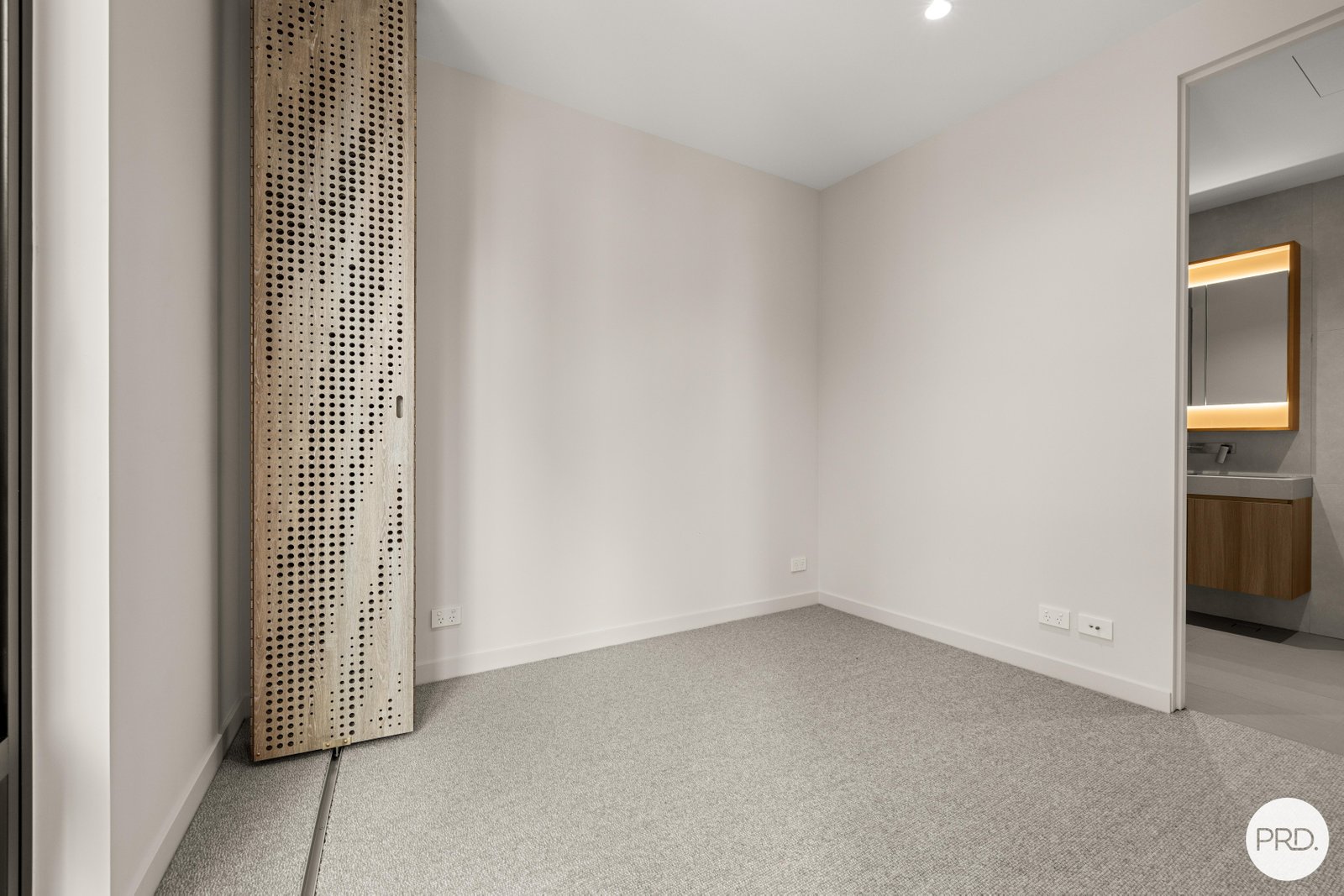 412/601-605 St Kilda Road MELBOURNE 4