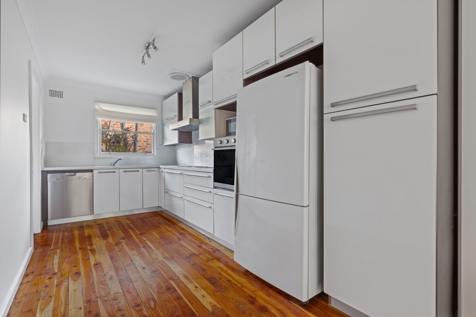 4/13-15 Mutual Road MORTDALE 3