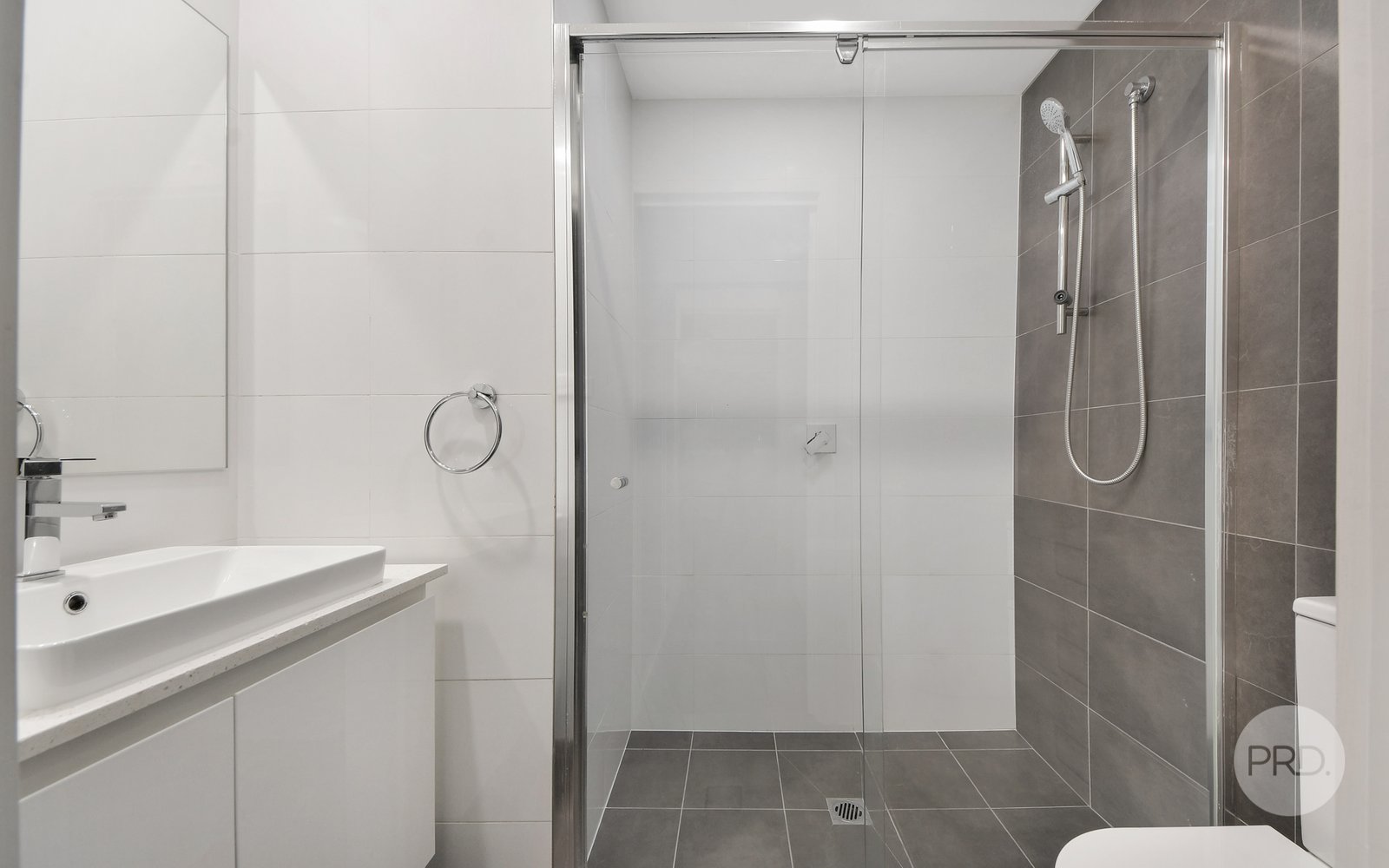 4/13 Algie Crescent KINGSWOOD 7