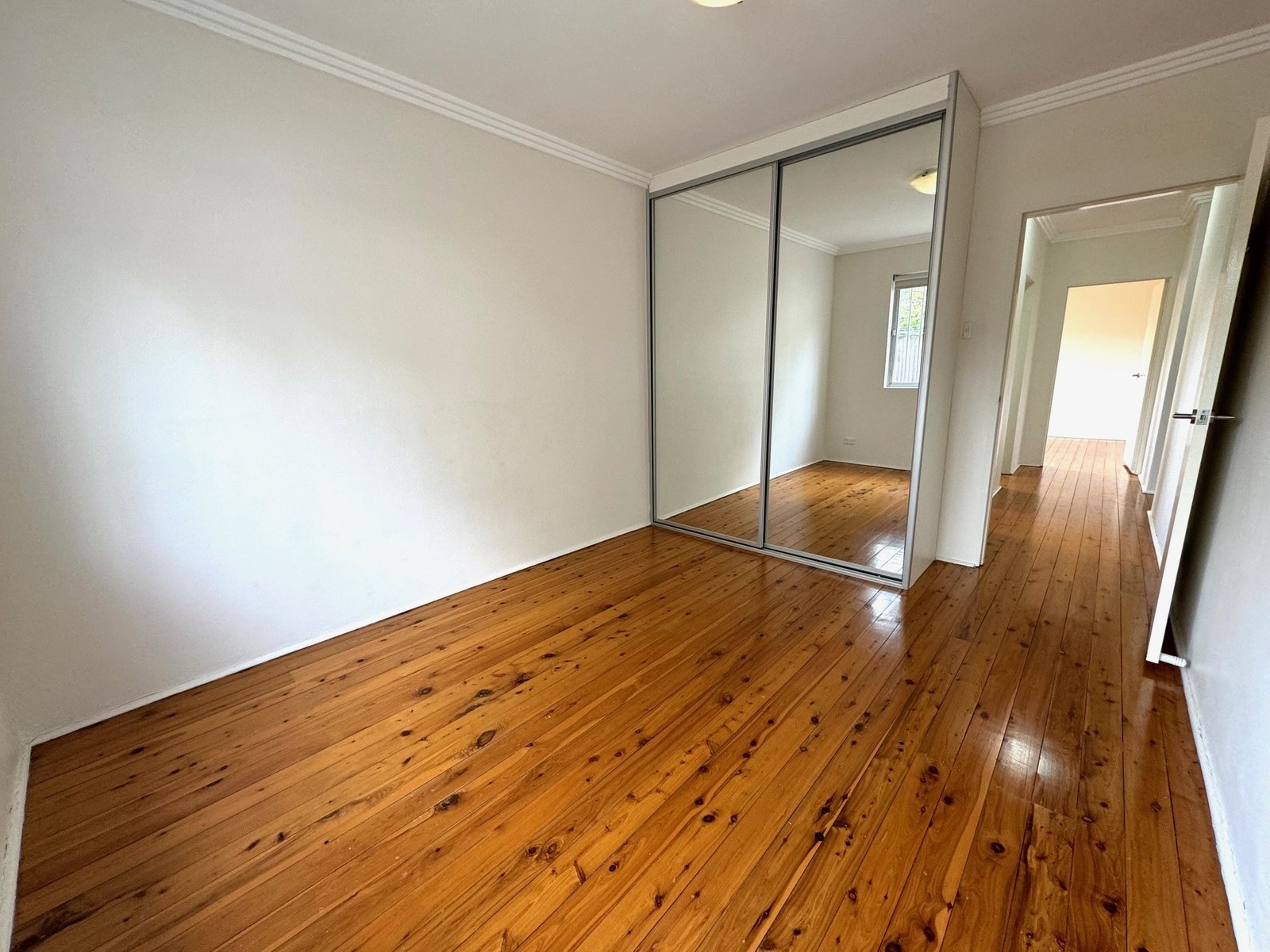 4/13 Allen Street CANTERBURY 4