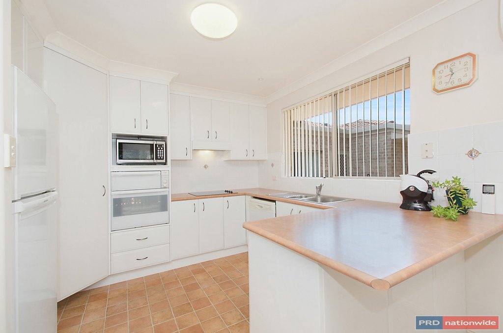 4/13 Bold Street LAURIETON 2