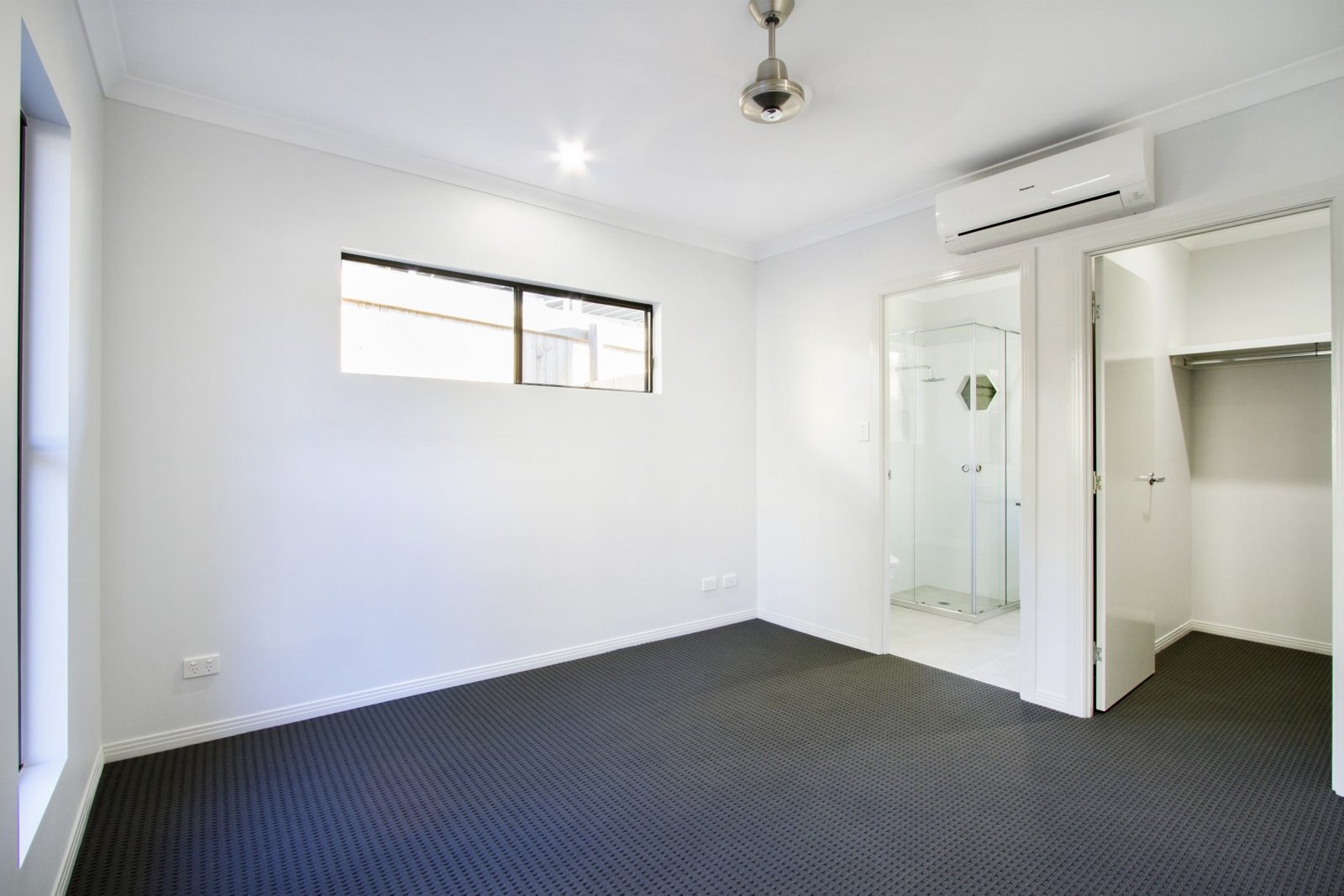 4/13 Border Drive CANNONVALE 10