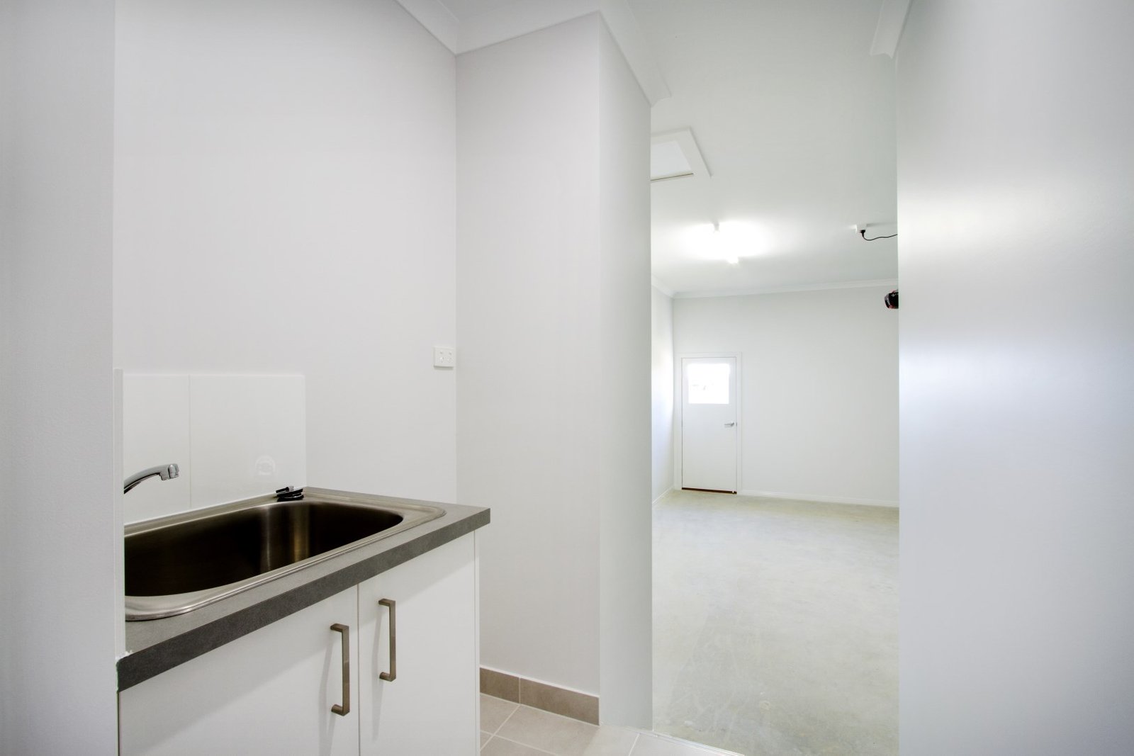 4/13 Border Drive CANNONVALE 17