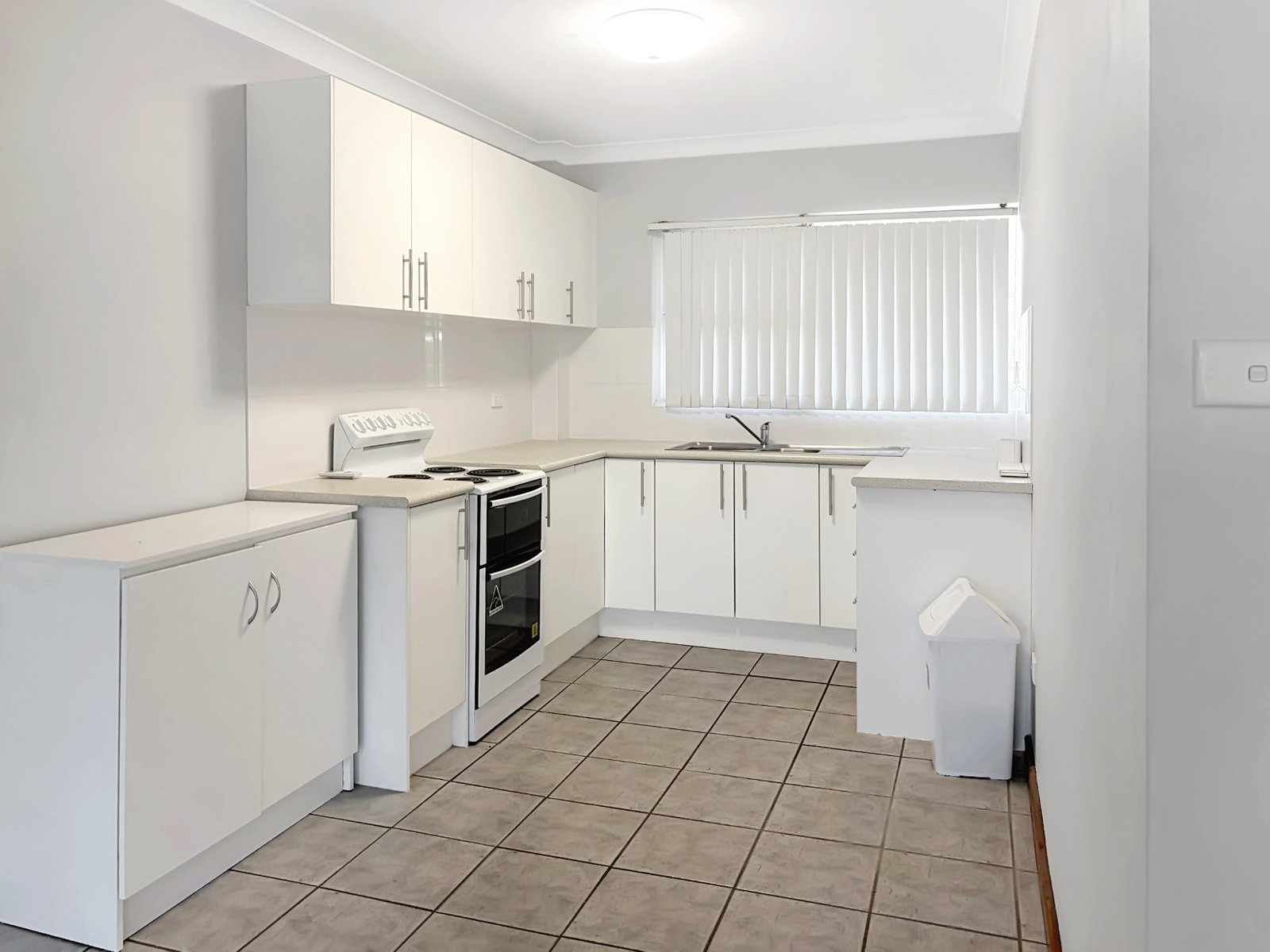 4/13 David Campbell Street NORTH HAVEN 1
