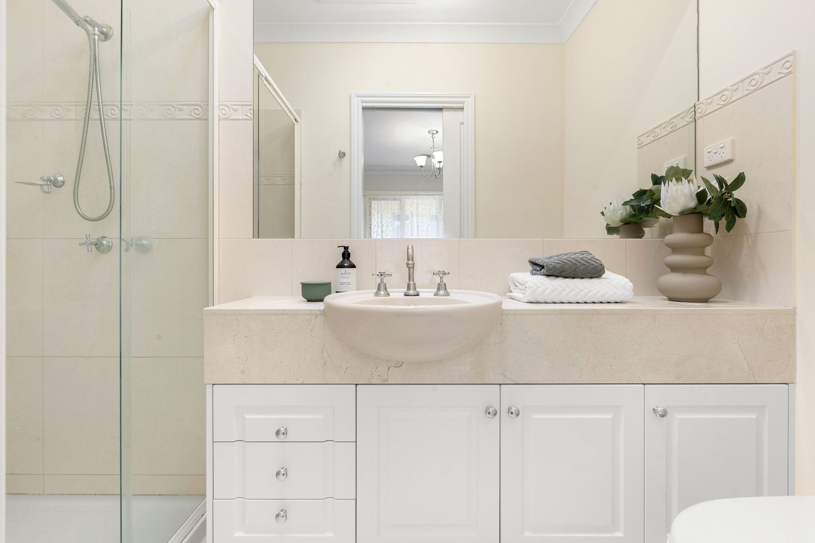 Real Estate and Property in 4/13 Heath Avenue, Oakleigh, VIC