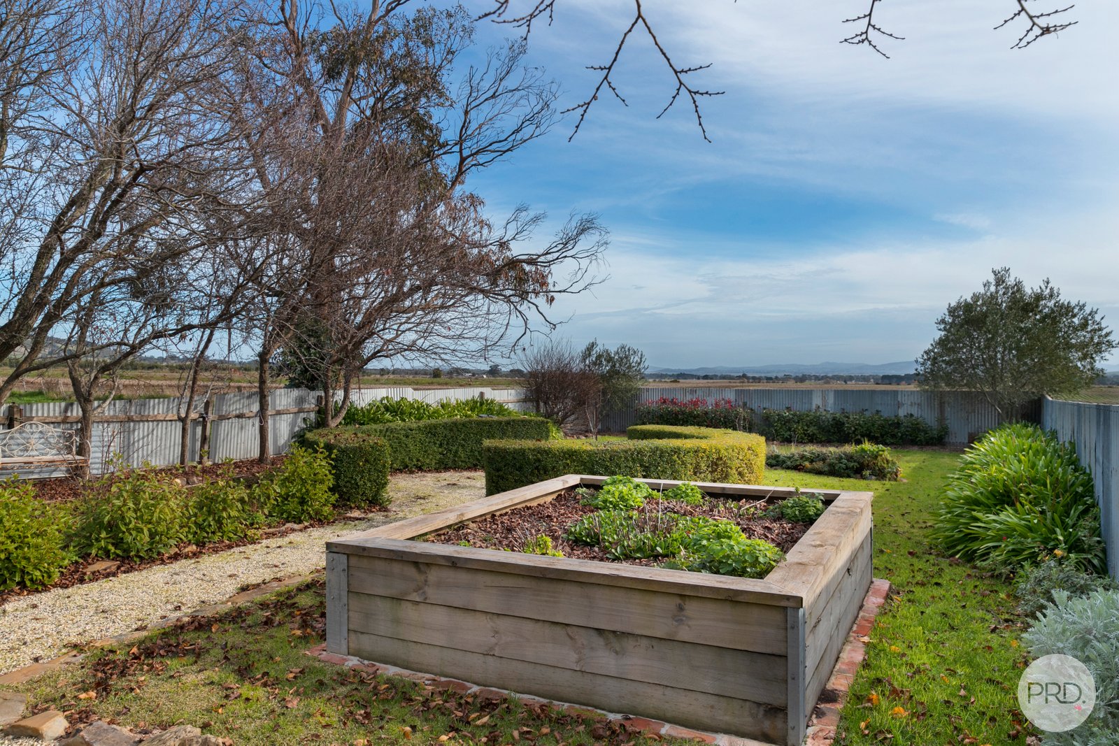 413 Kingston Road KINGSTON 16