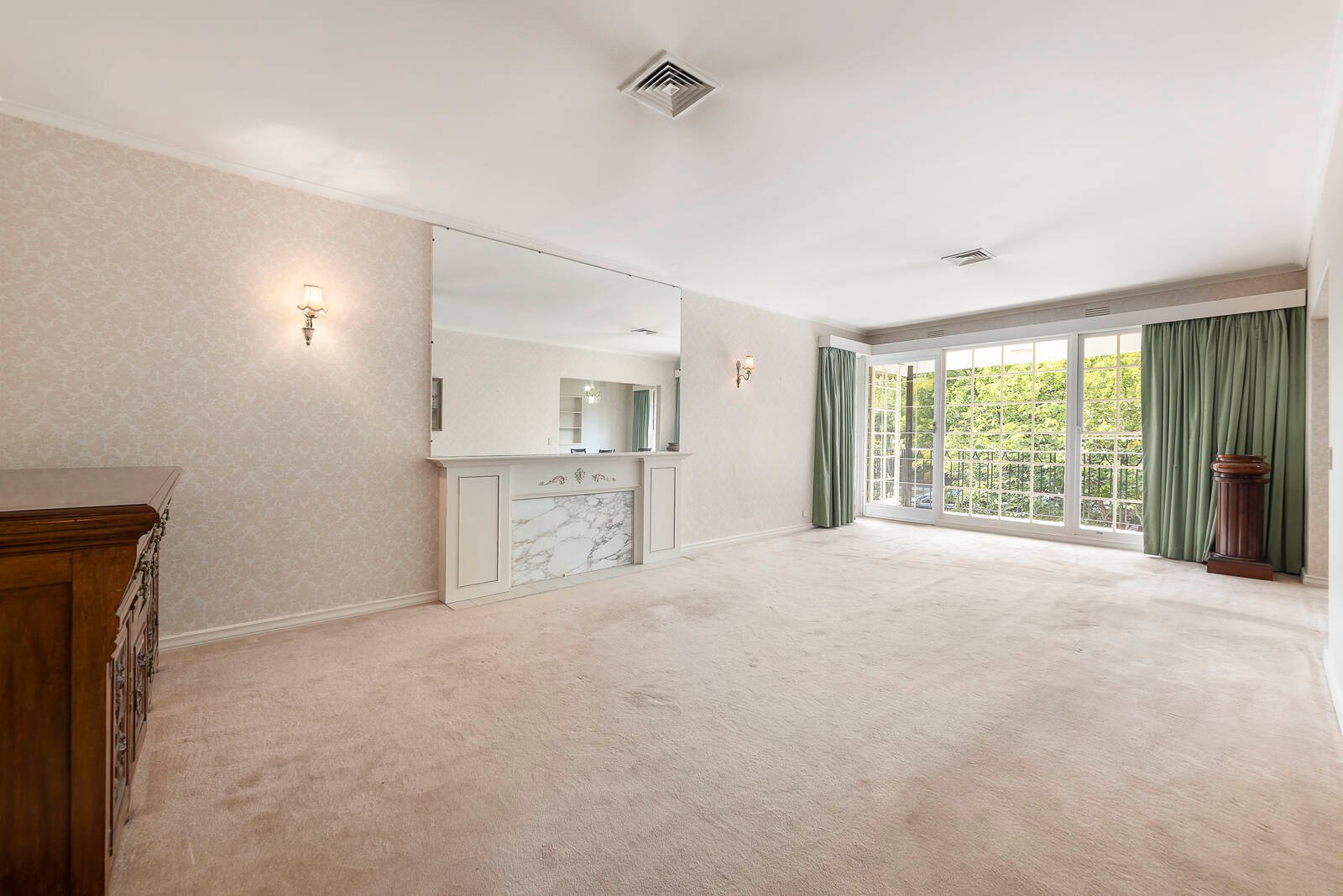 Real Estate and Property in 4/13 Lascelles Avenue, Toorak, VIC