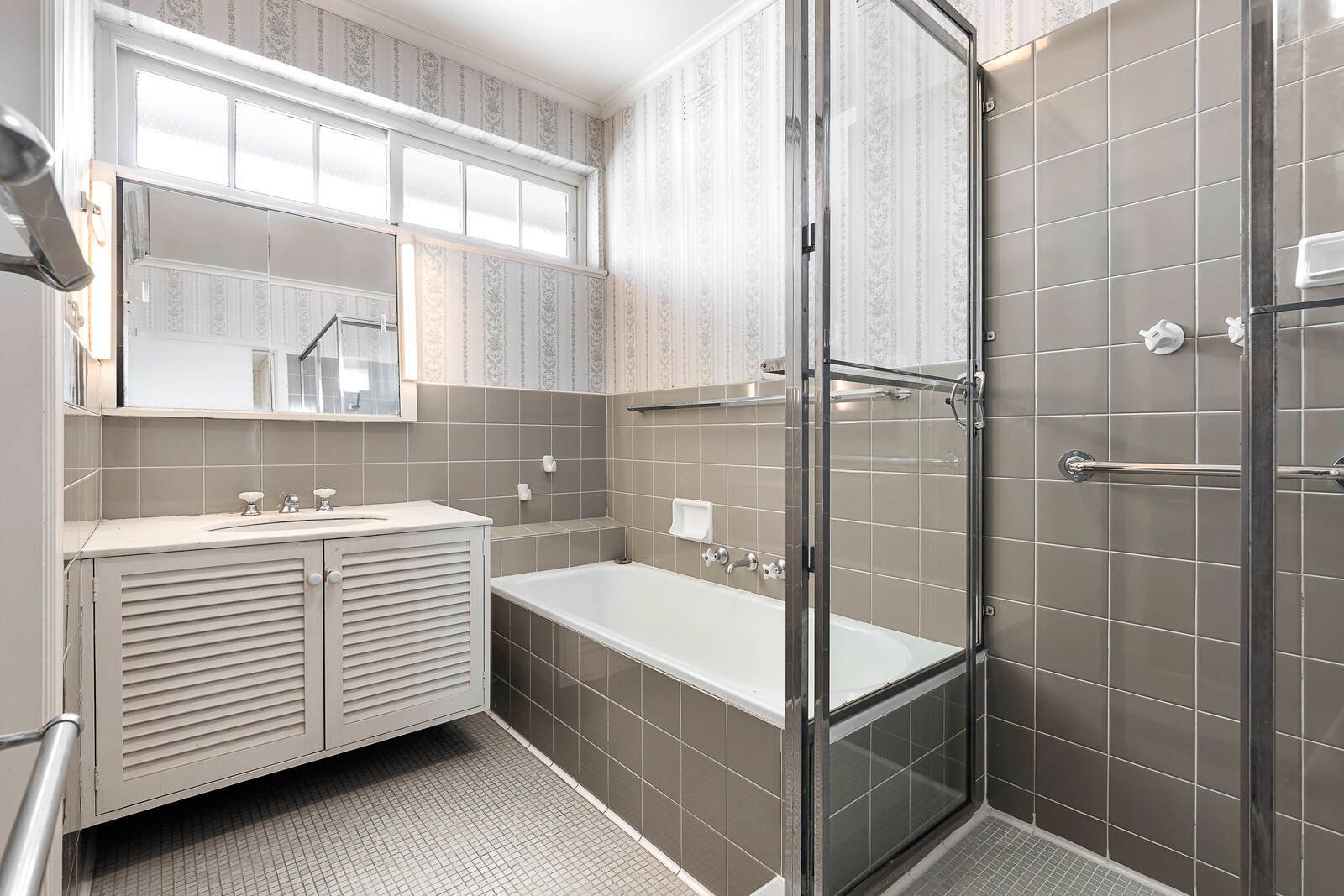 Real Estate and Property in 4/13 Lascelles Avenue, Toorak, VIC