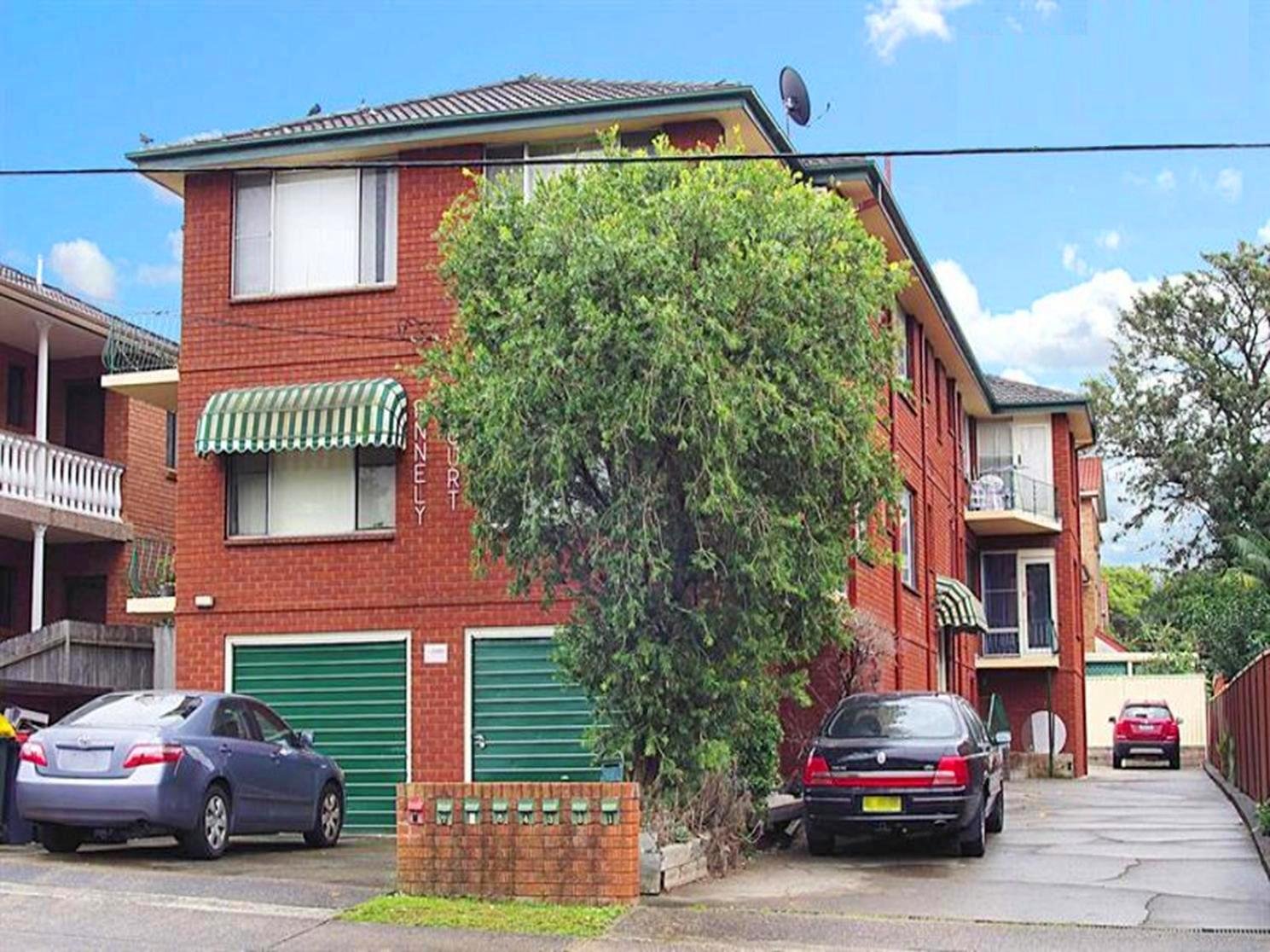 4/13 McKern Street CAMPSIE 1