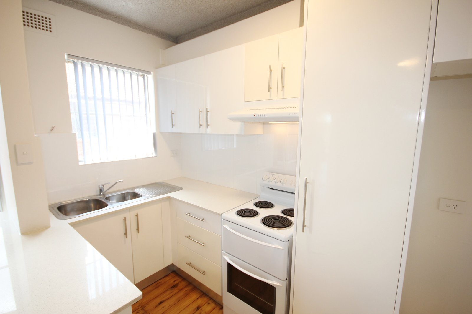 4/13 McKern Street CAMPSIE 2