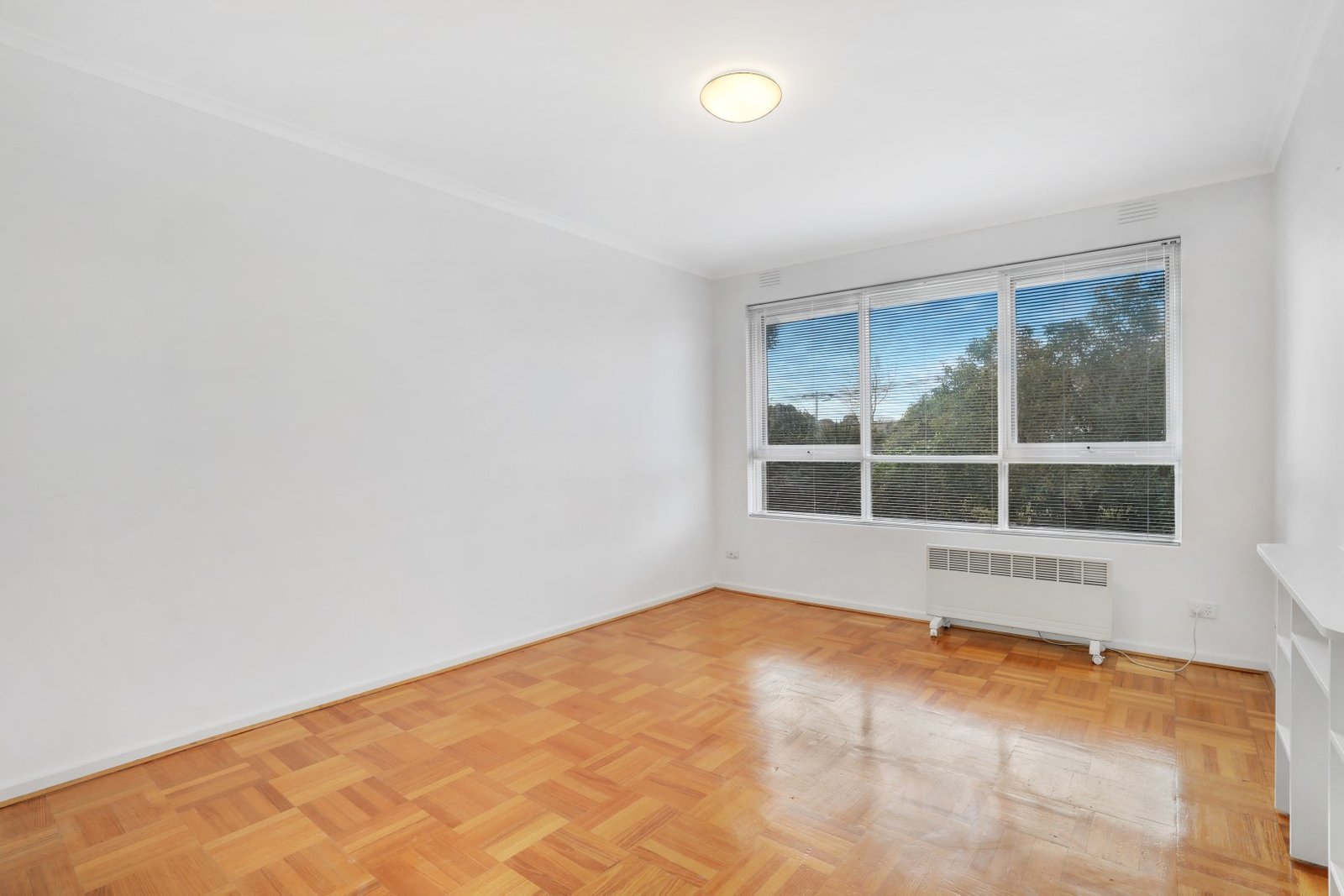 Gallery: 4/13 Ormond Road