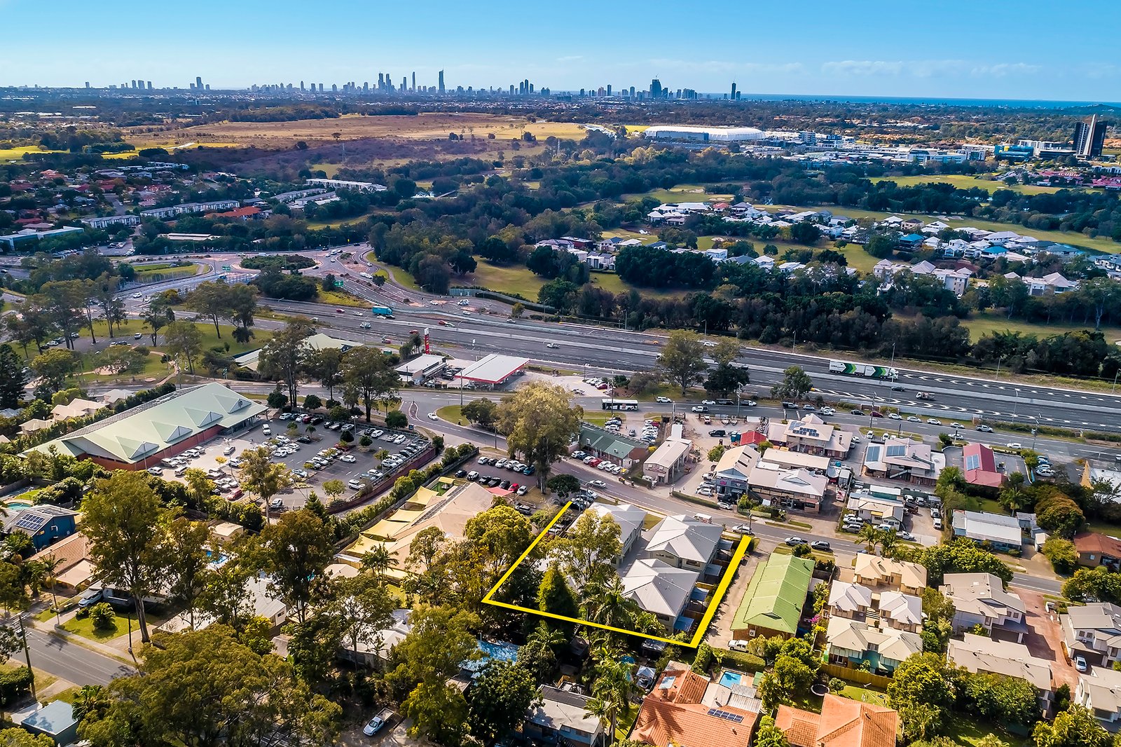 4/13 Robert Street MUDGEERABA 16