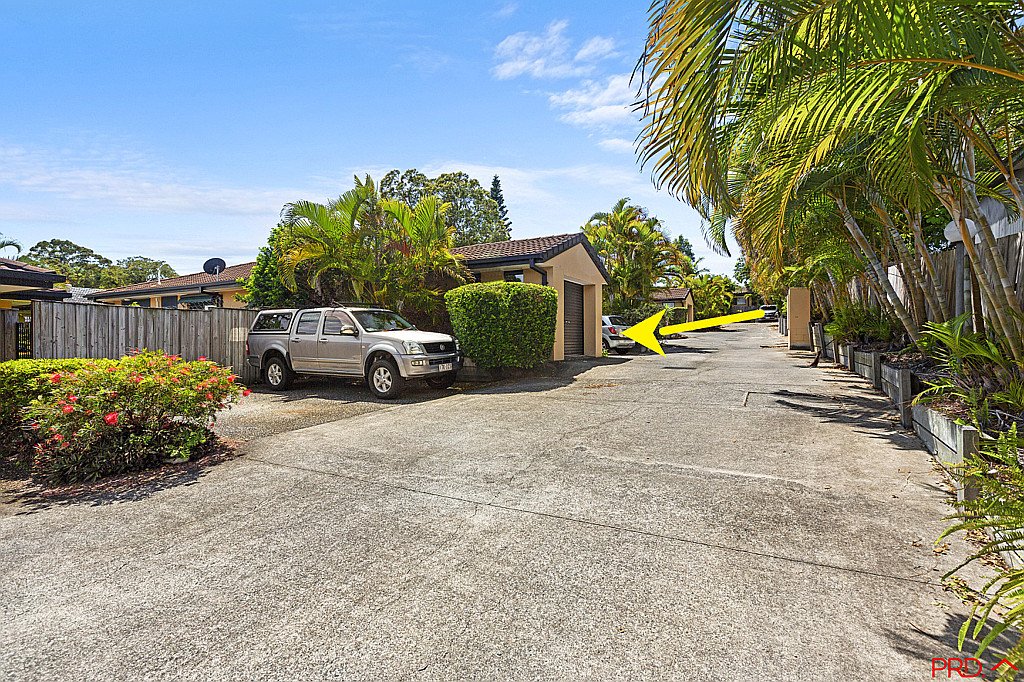 4/13 Schneider Avenue LABRADOR 11