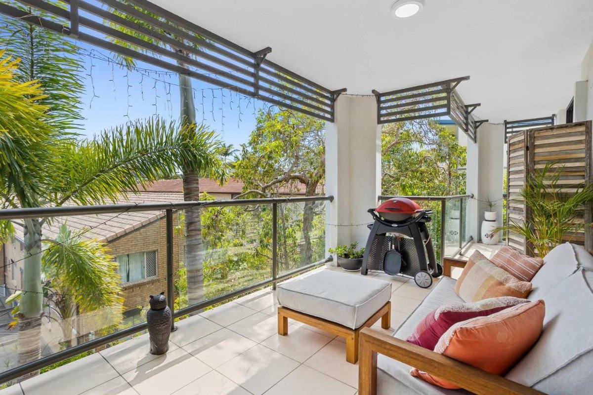 4/13 Stephens Street Burleigh Heads 3