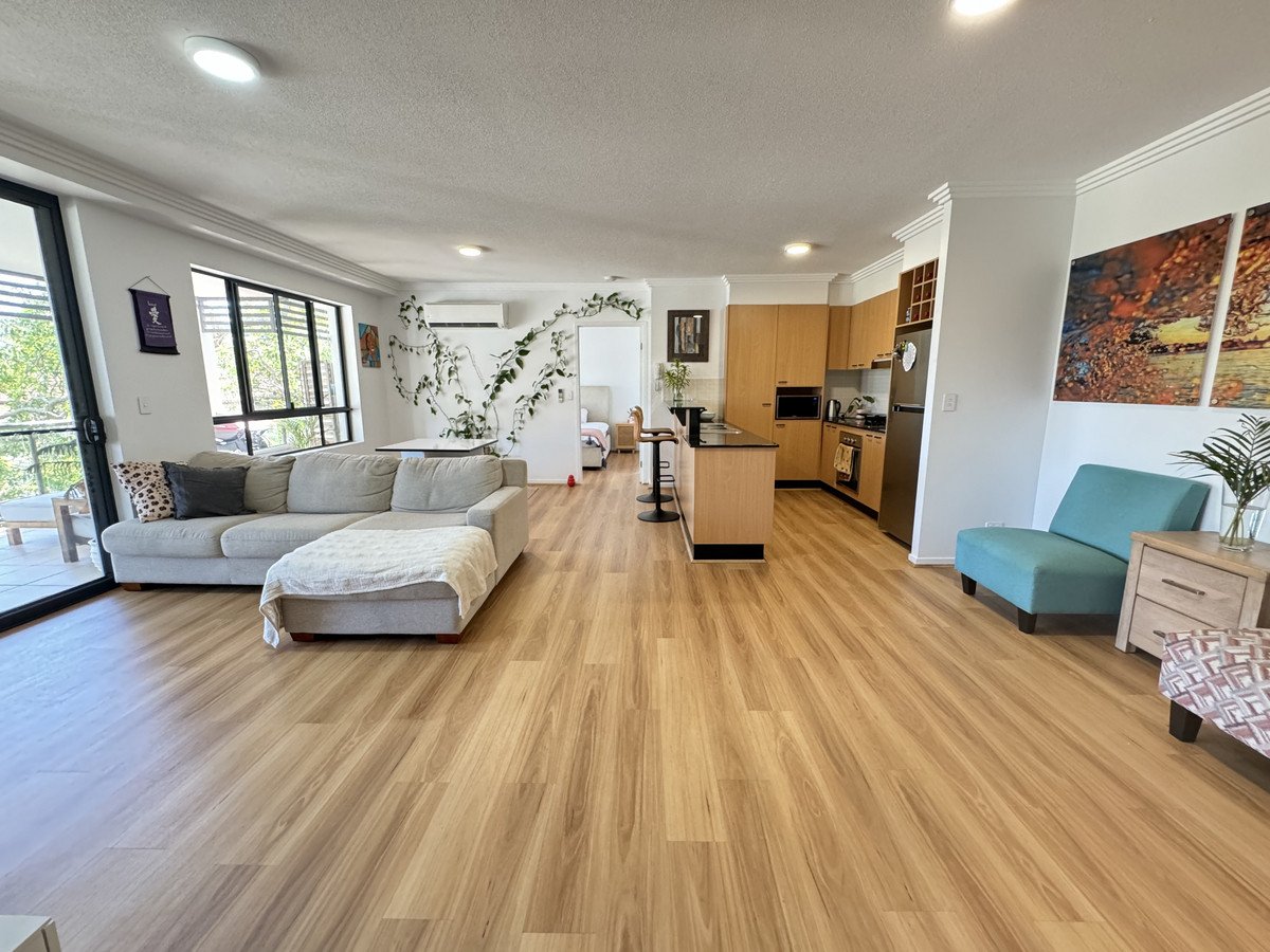 4/13 Stephens Street Burleigh Heads 6