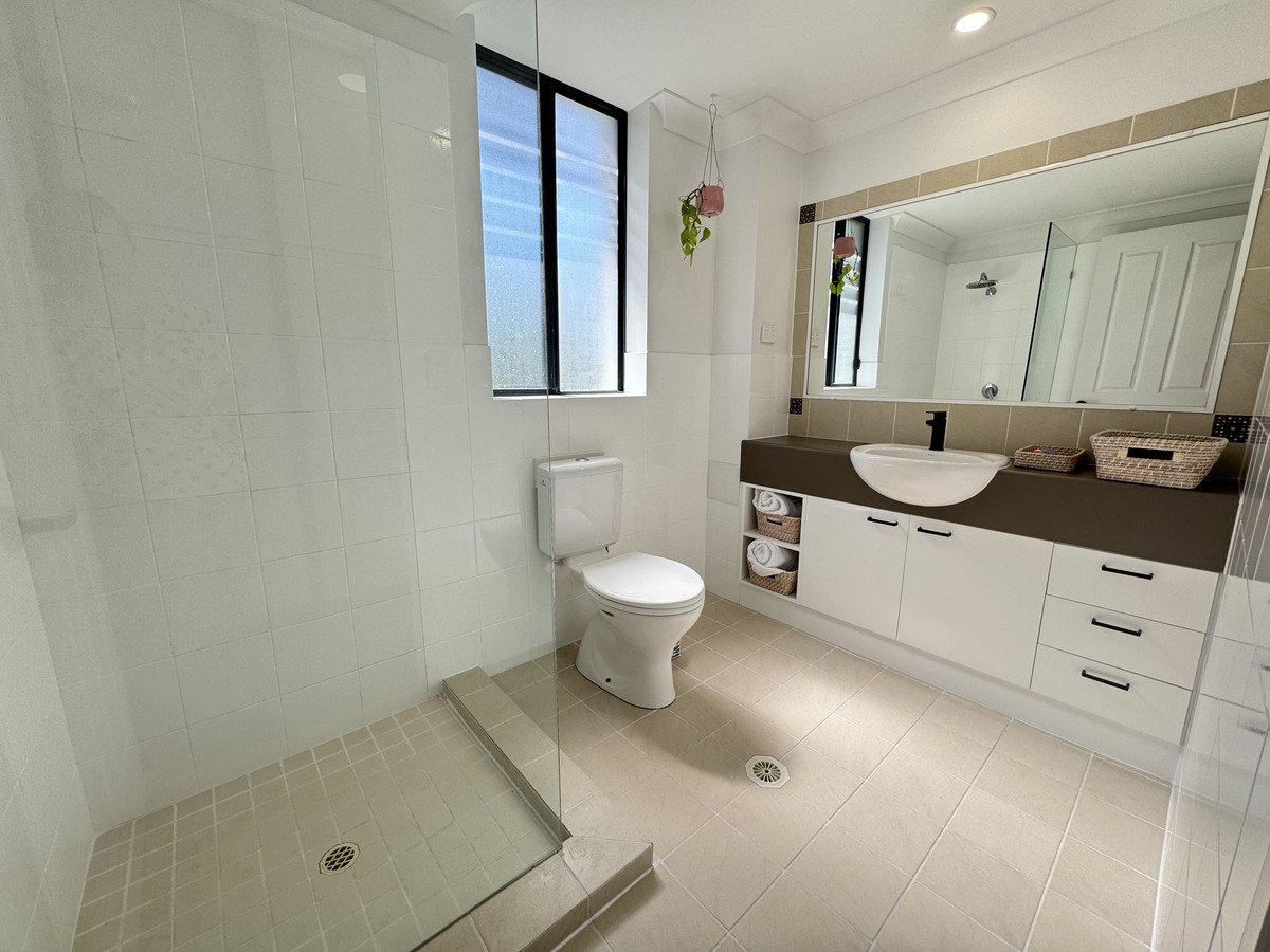 4/13 Stephens Street Burleigh Heads 26