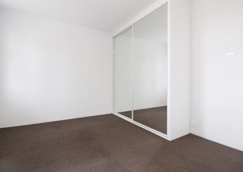 4/13 Templeman Crescent HILLSDALE 4