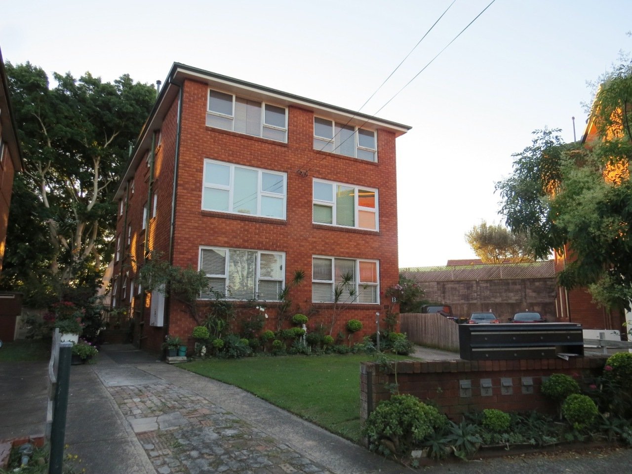 4/13 Templeman Crescent HILLSDALE 6