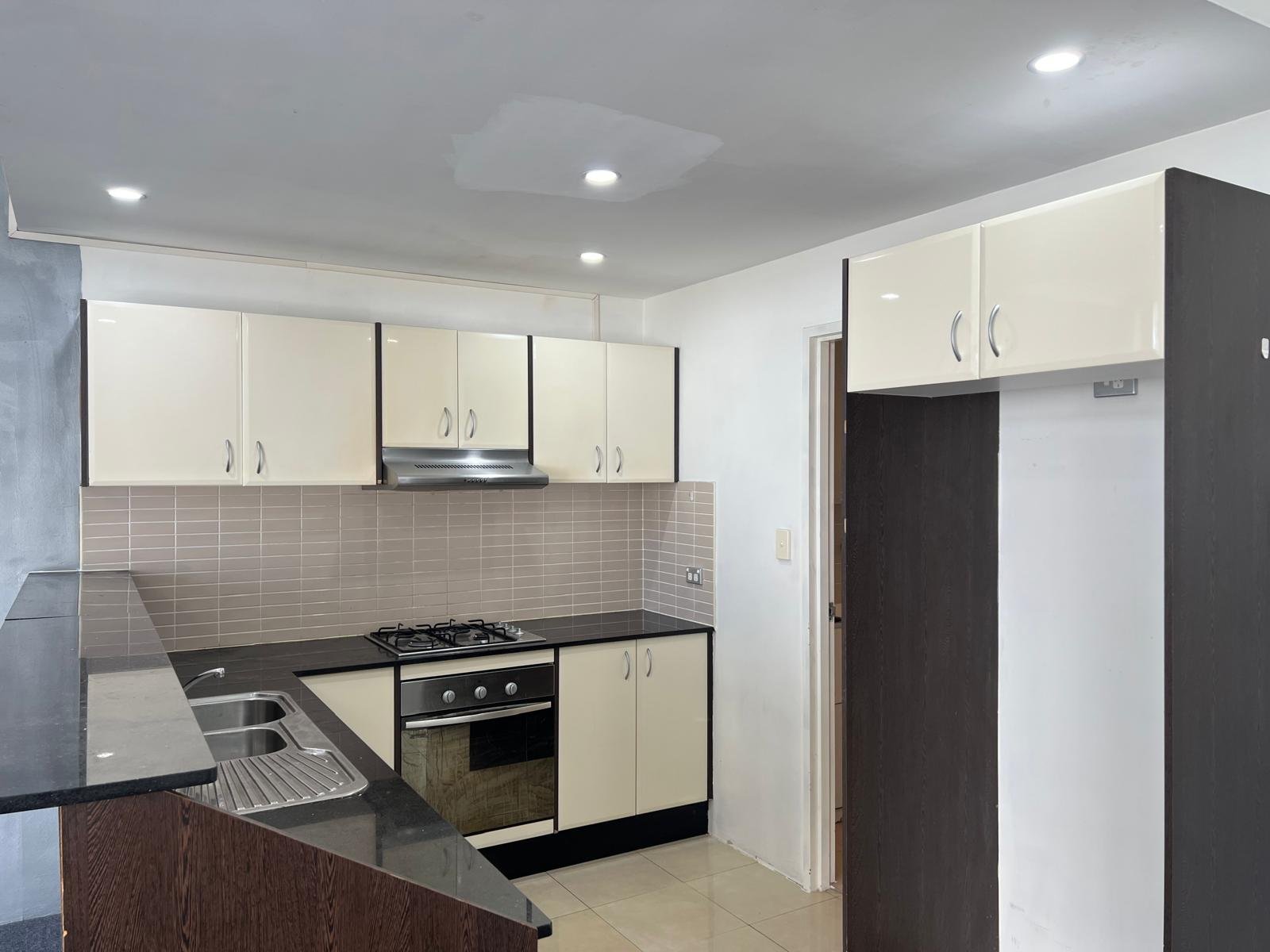 41/31-33 Campbell Street LIVERPOOL 4