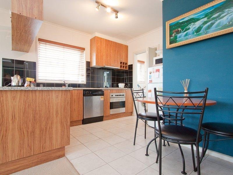 Gallery: 4/134 Warrigal Road
