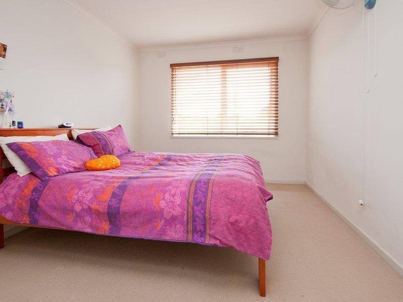 Gallery: 4/134 Warrigal Road