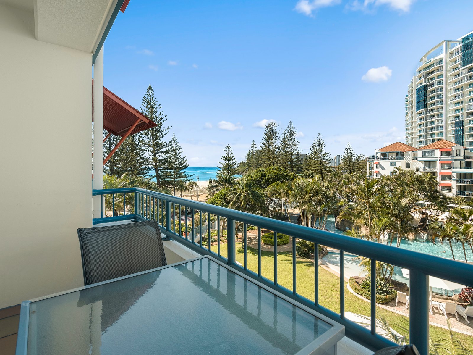 413/99 Griffith Street COOLANGATTA 2