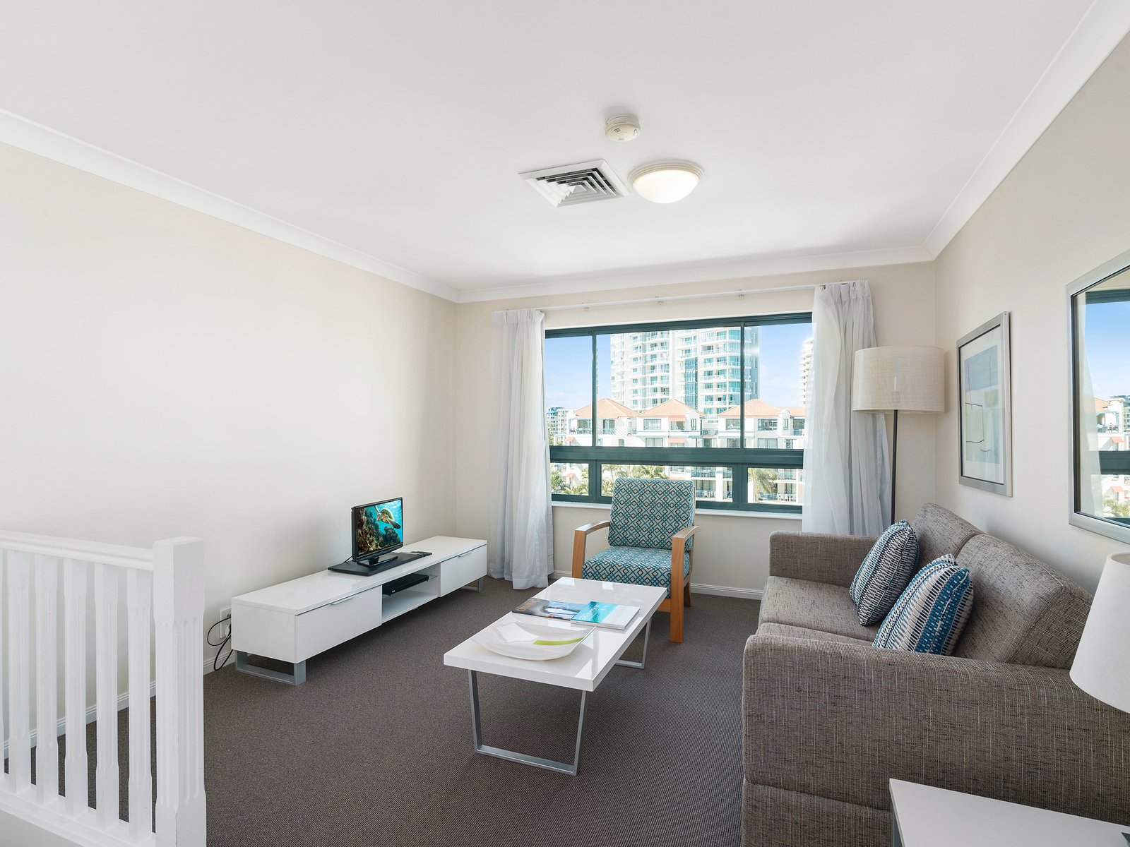 413/99 Griffith Street COOLANGATTA 3