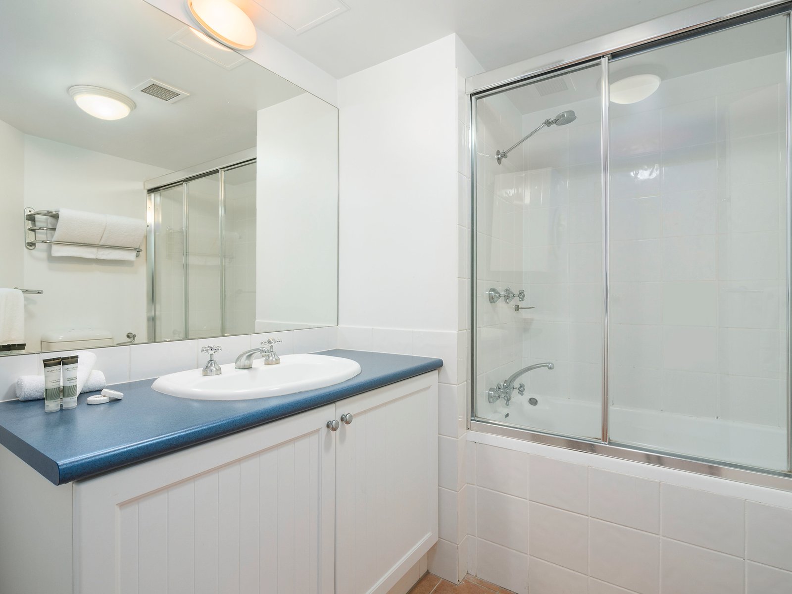 413/99 Griffith Street COOLANGATTA 8