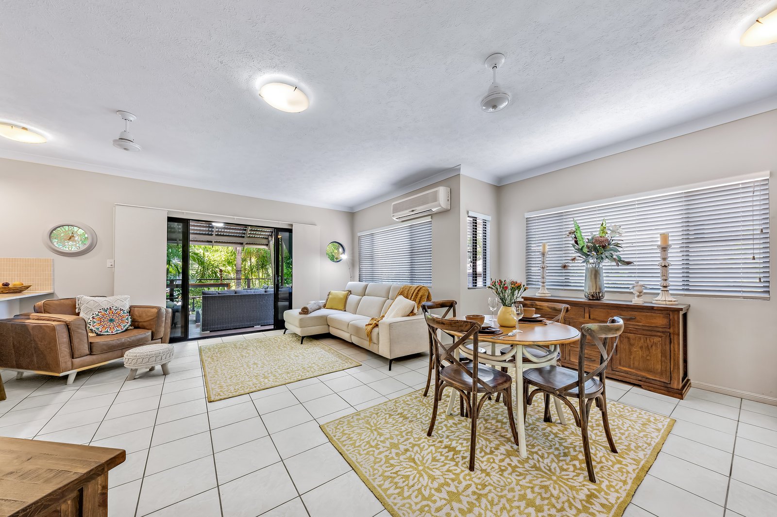 4/14 Altmann Avenue CANNONVALE 15