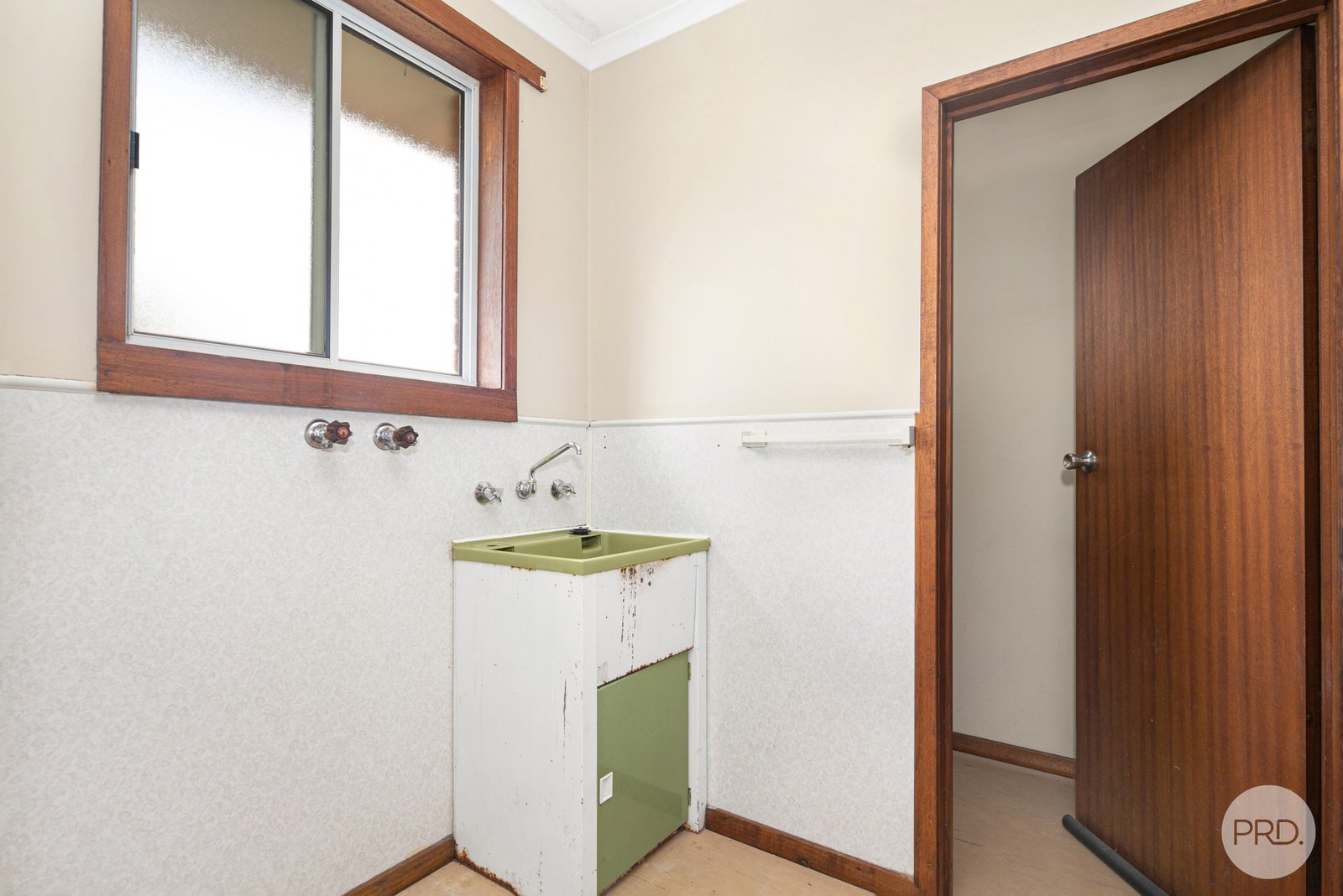 4/14 Aquila Court BALLARAT NORTH 9