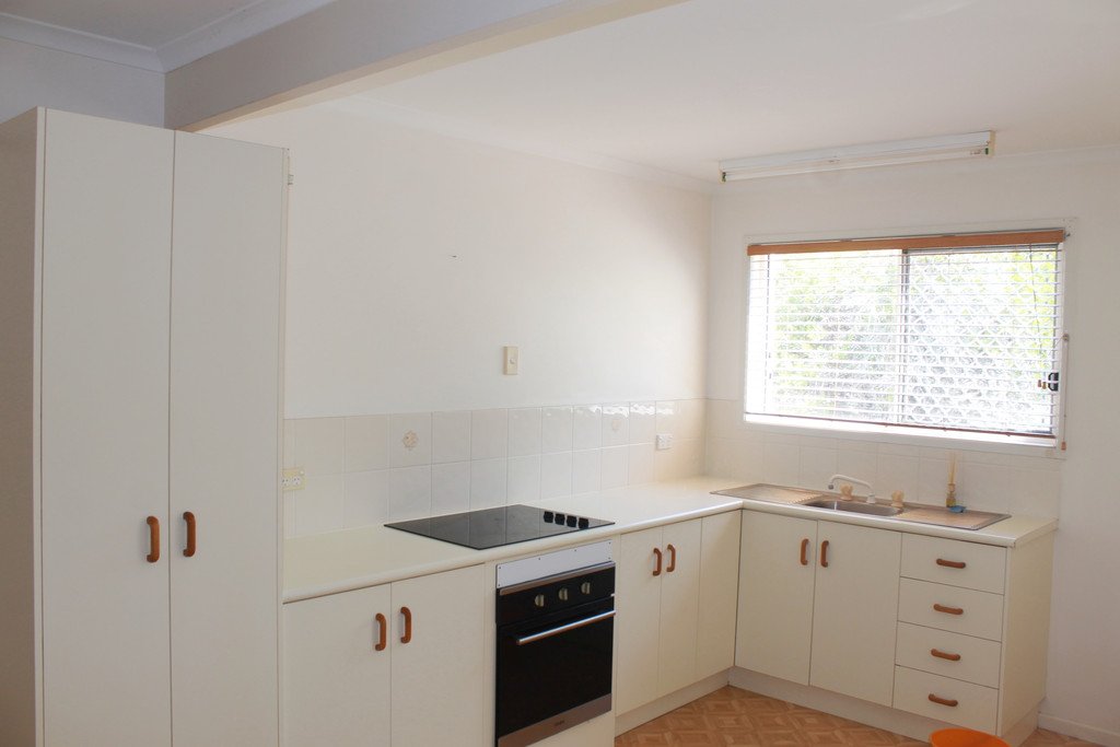 4/14 Beltana Drive BOYNE ISLAND 2