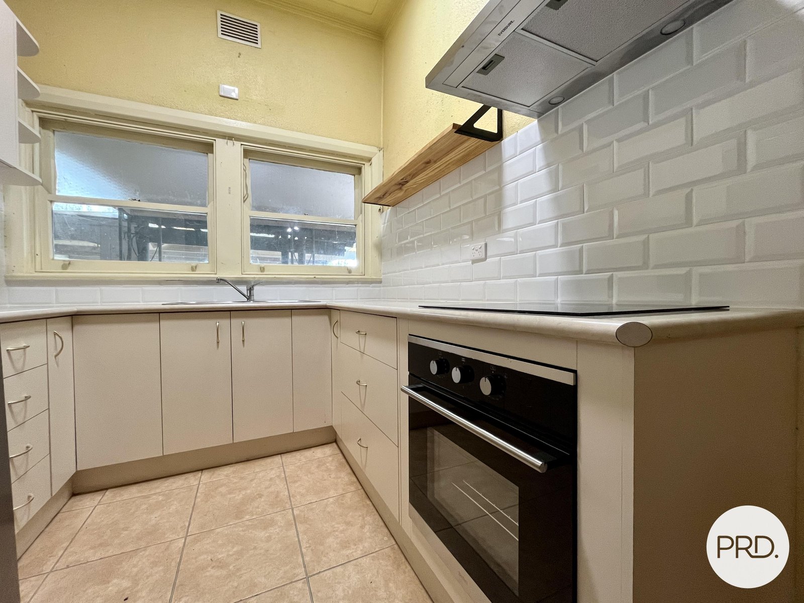 414 Buckingham Street NORTH ALBURY 2