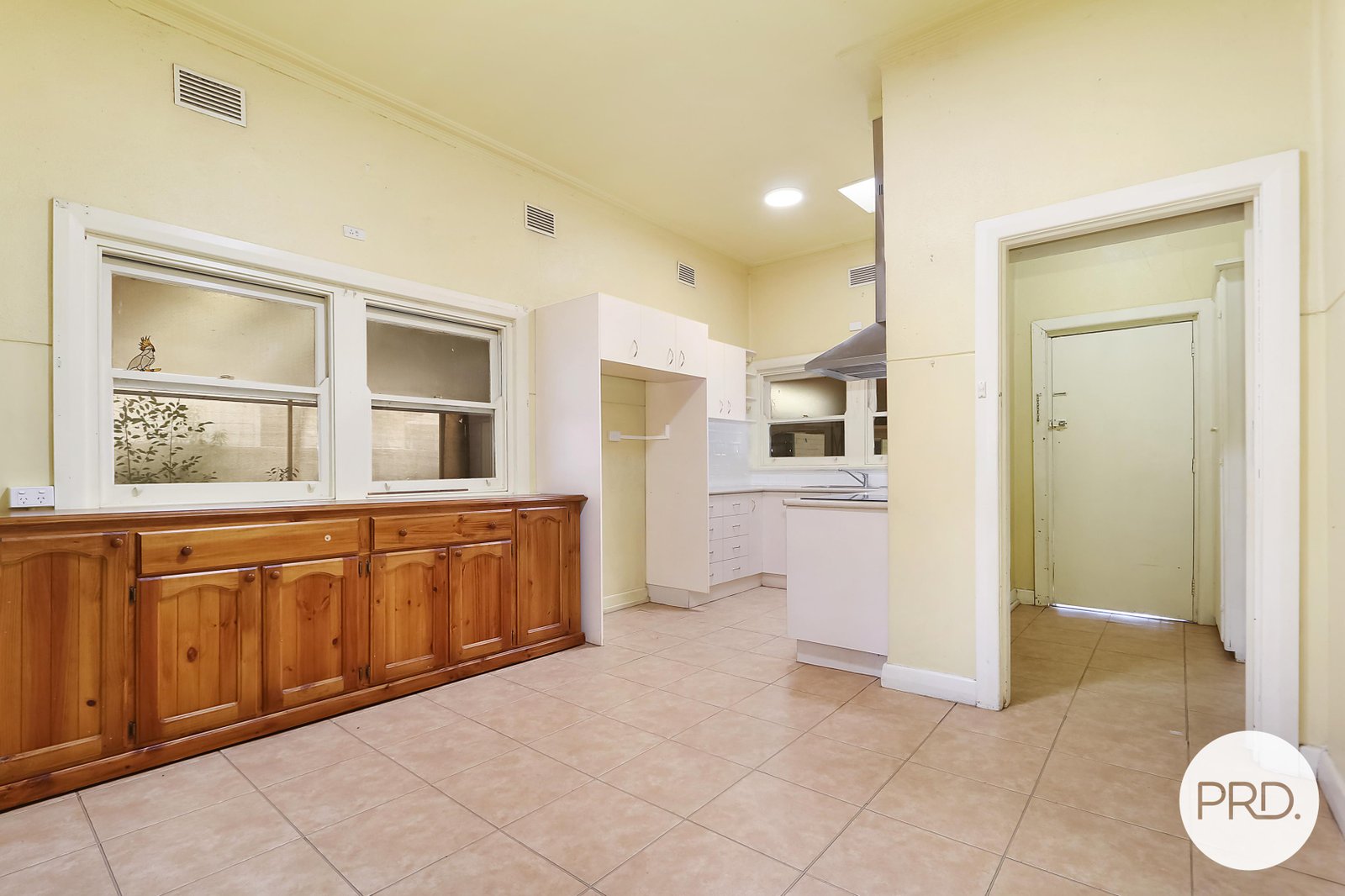 414 Buckingham Street NORTH ALBURY 8