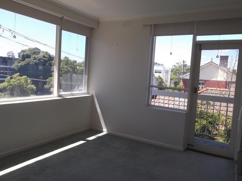 Gallery: 4/14 Deakin Street