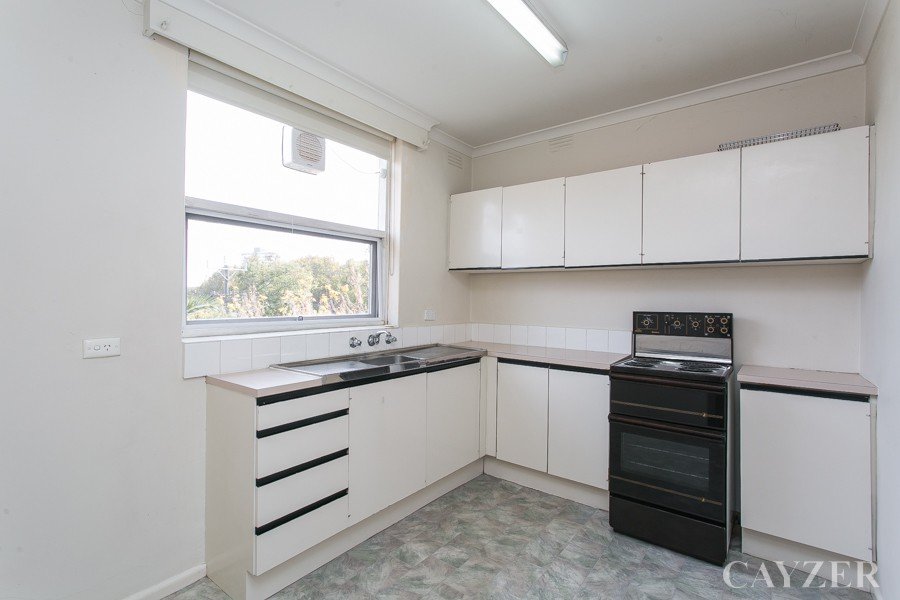 Gallery: 4/14 Deakin Street
